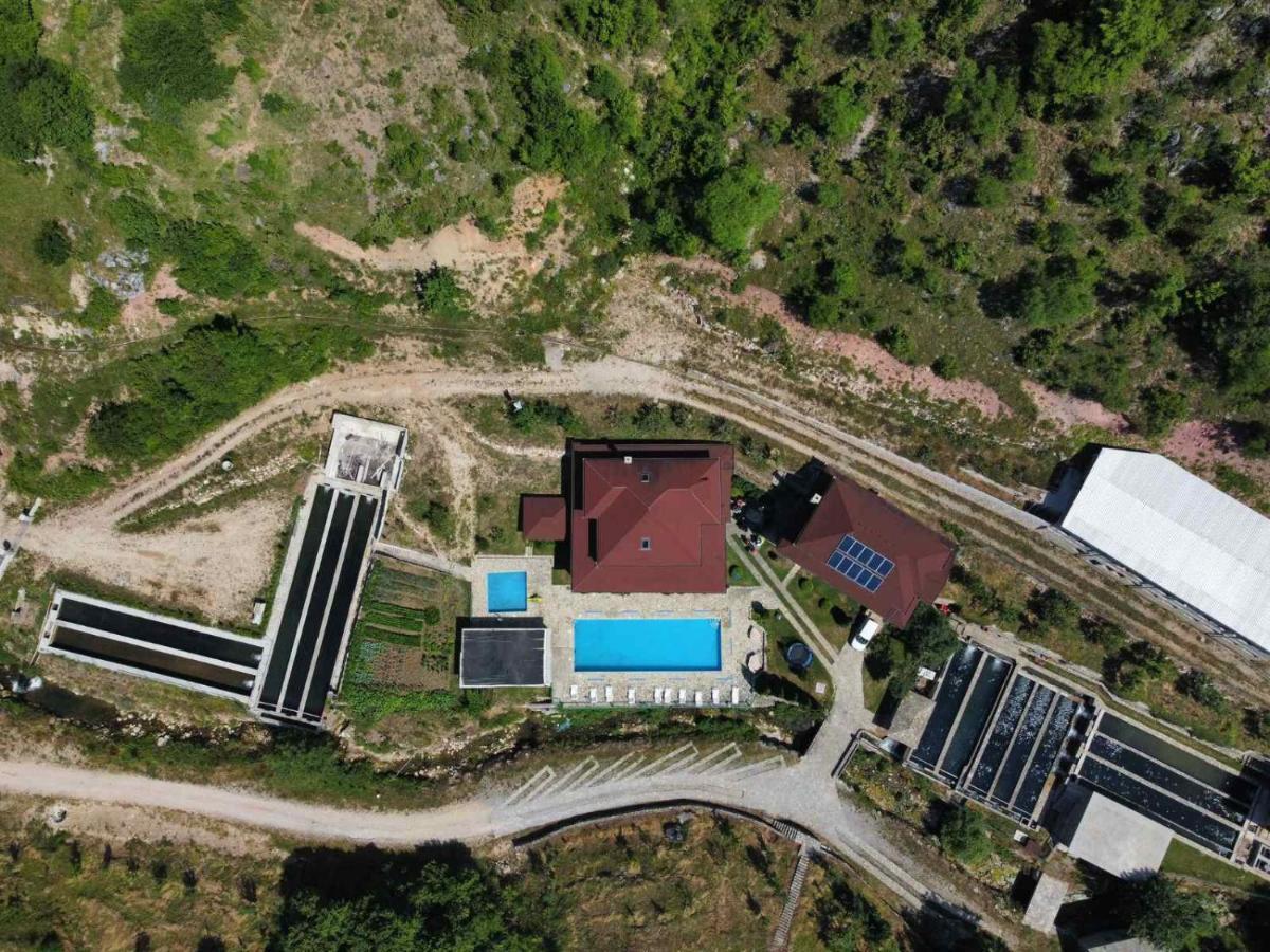 Hotel & Camping Etno Selo Vrelo Berane Exterior photo