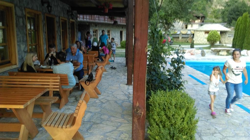 Hotel & Camping Etno Selo Vrelo Berane Exterior photo